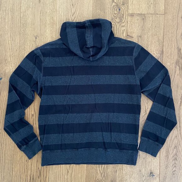 Vuori Clark Hoodie - Picture 8 of 9